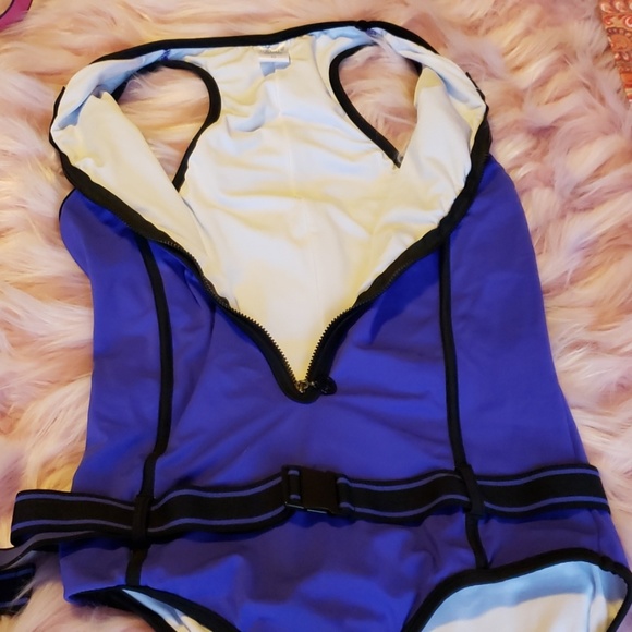 NWOT totally cool one piece bathing suit - Picture 5 of 5